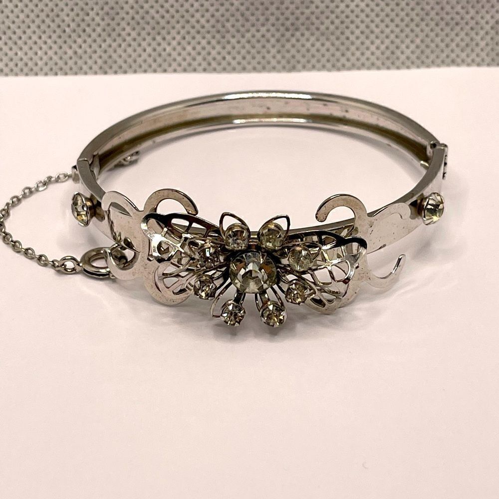 Vintage bangle bracelet rhinestone silver tone